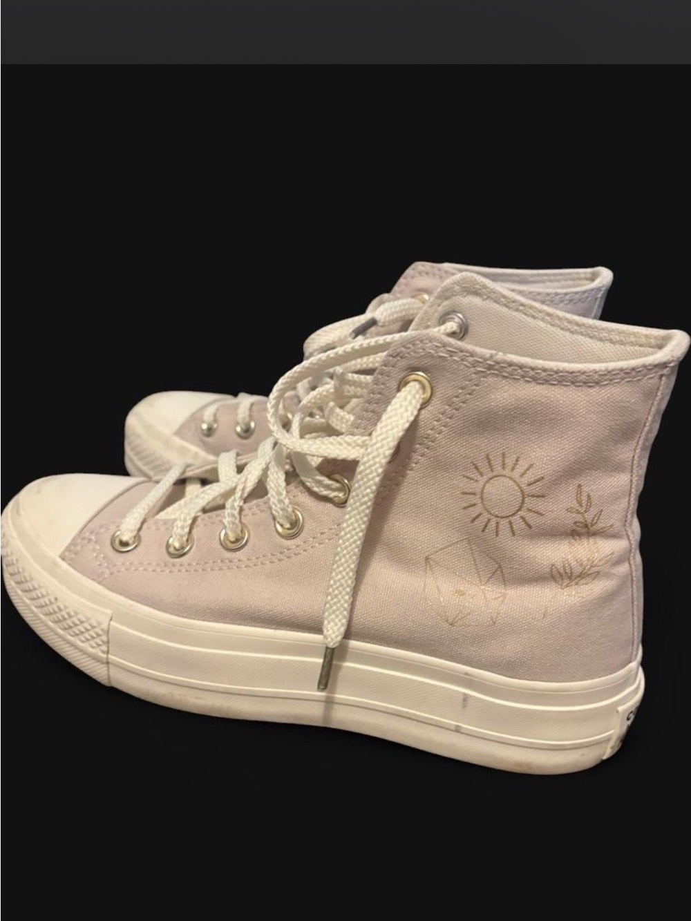 Converse High-Top Sneakers in Light beige with Gold Details